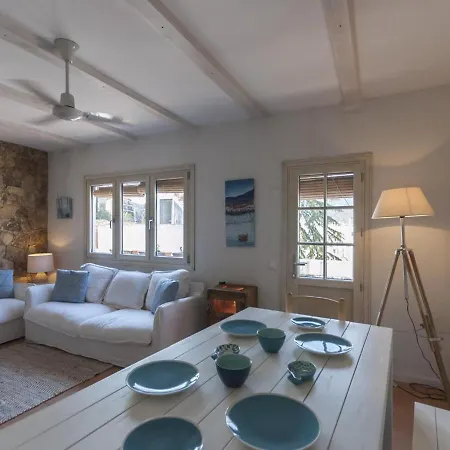 Lets Holidays Charming Fisherman House With Terrace * توسا ذي مار